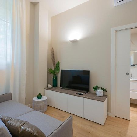 I Host Apartment - Ranzoni 1 Milan Extérieur photo