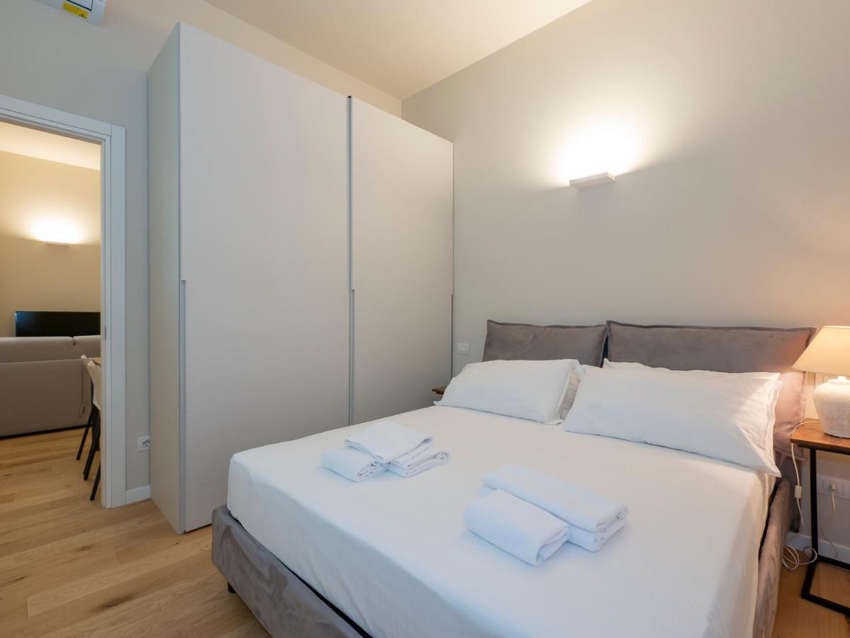 I Host Apartment - Ranzoni 1 Milan Extérieur photo
