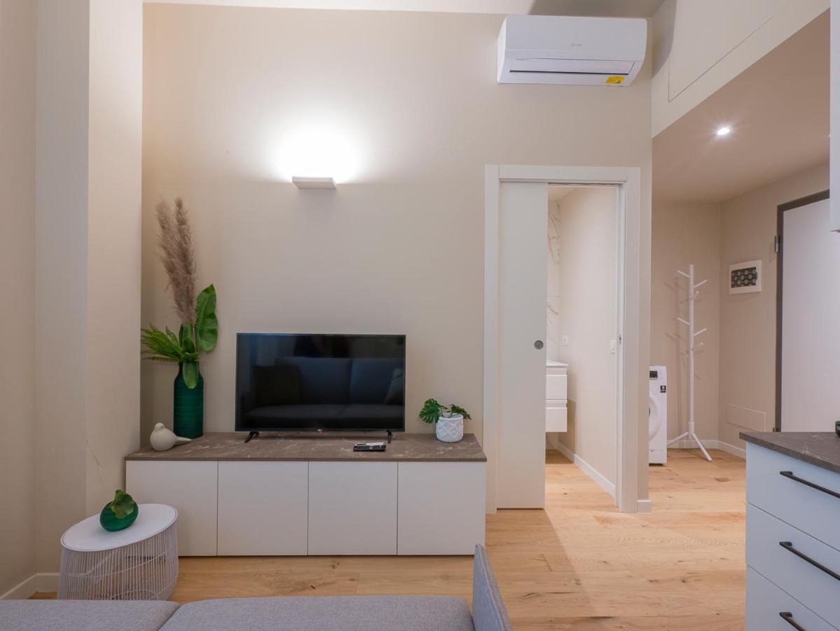 I Host Apartment - Ranzoni 1 Milan Extérieur photo