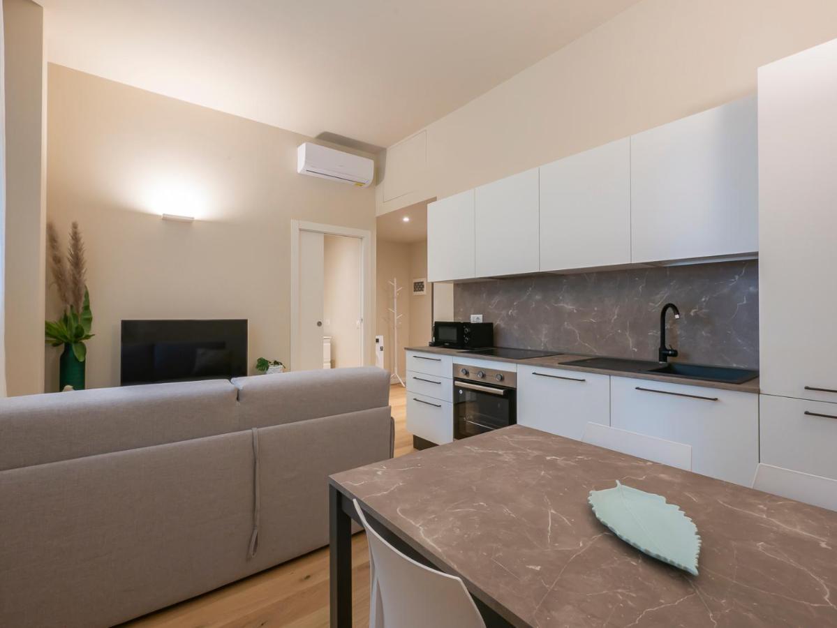 I Host Apartment - Ranzoni 1 Milan Extérieur photo